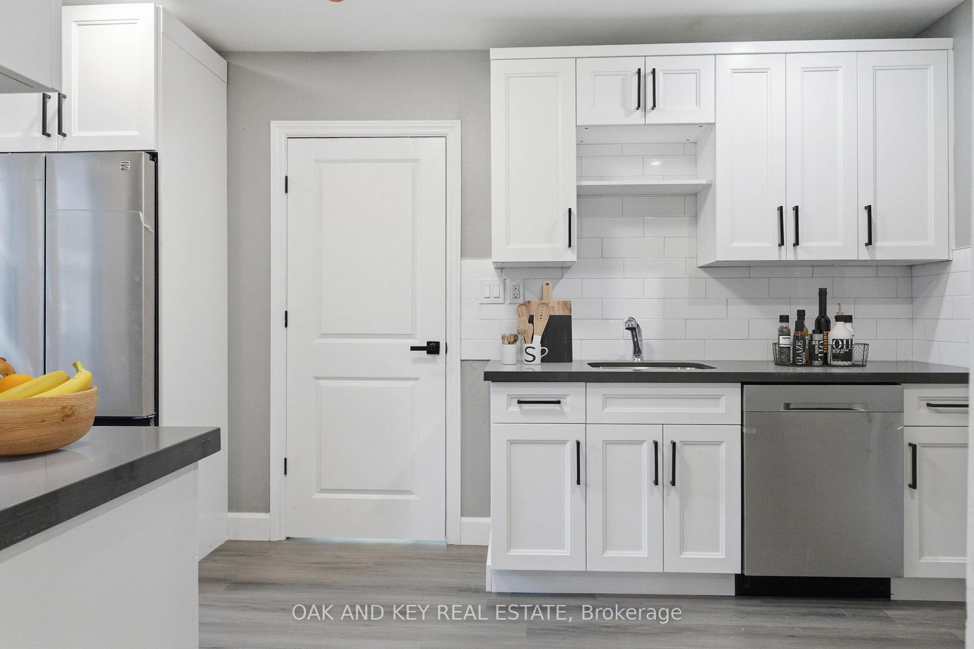 Photo 18 of 431 Burdick Place, London, East H — HOMEH
