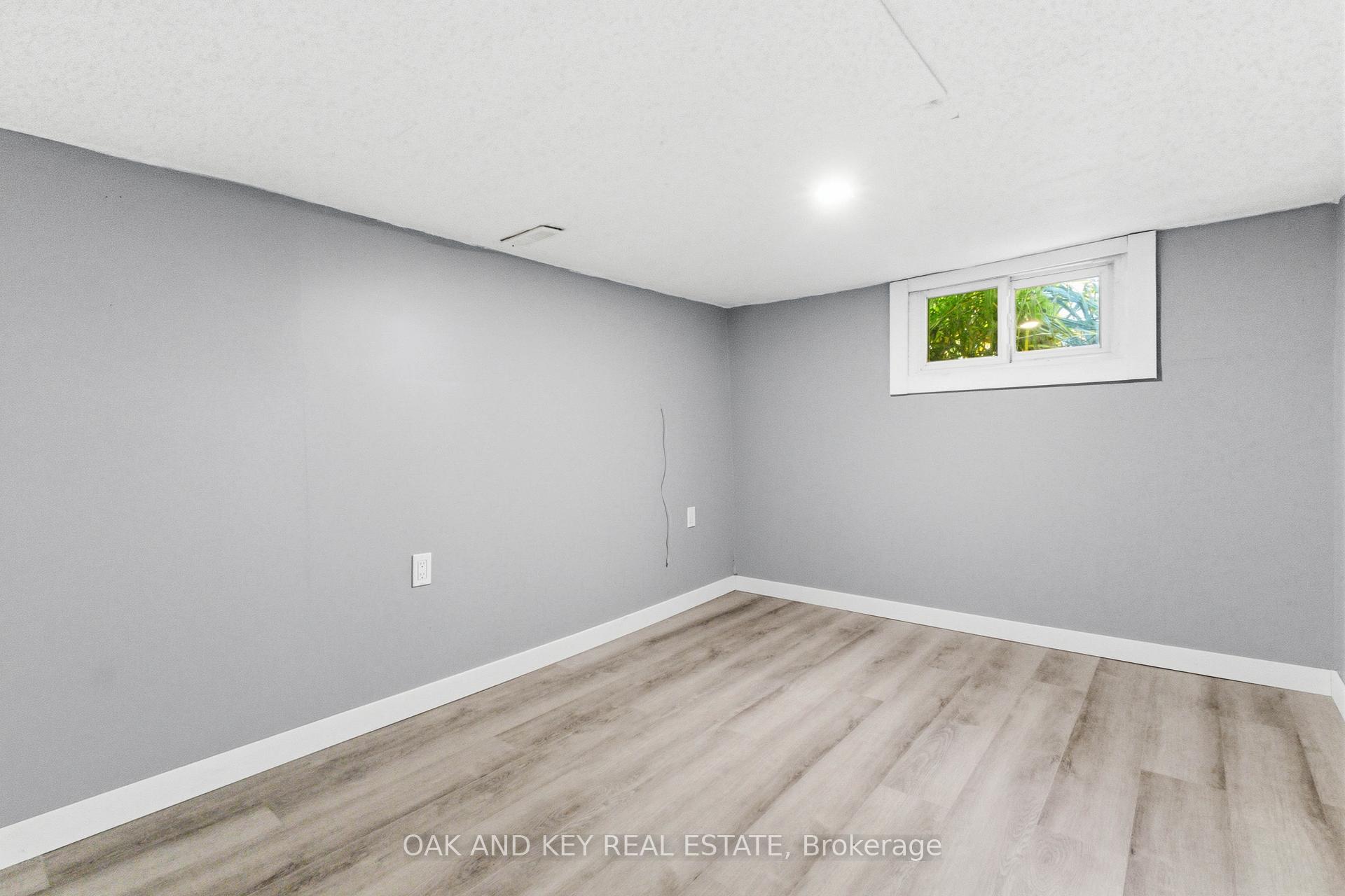 Photo 31 of 431 Burdick Place, London, East H — HOMEH