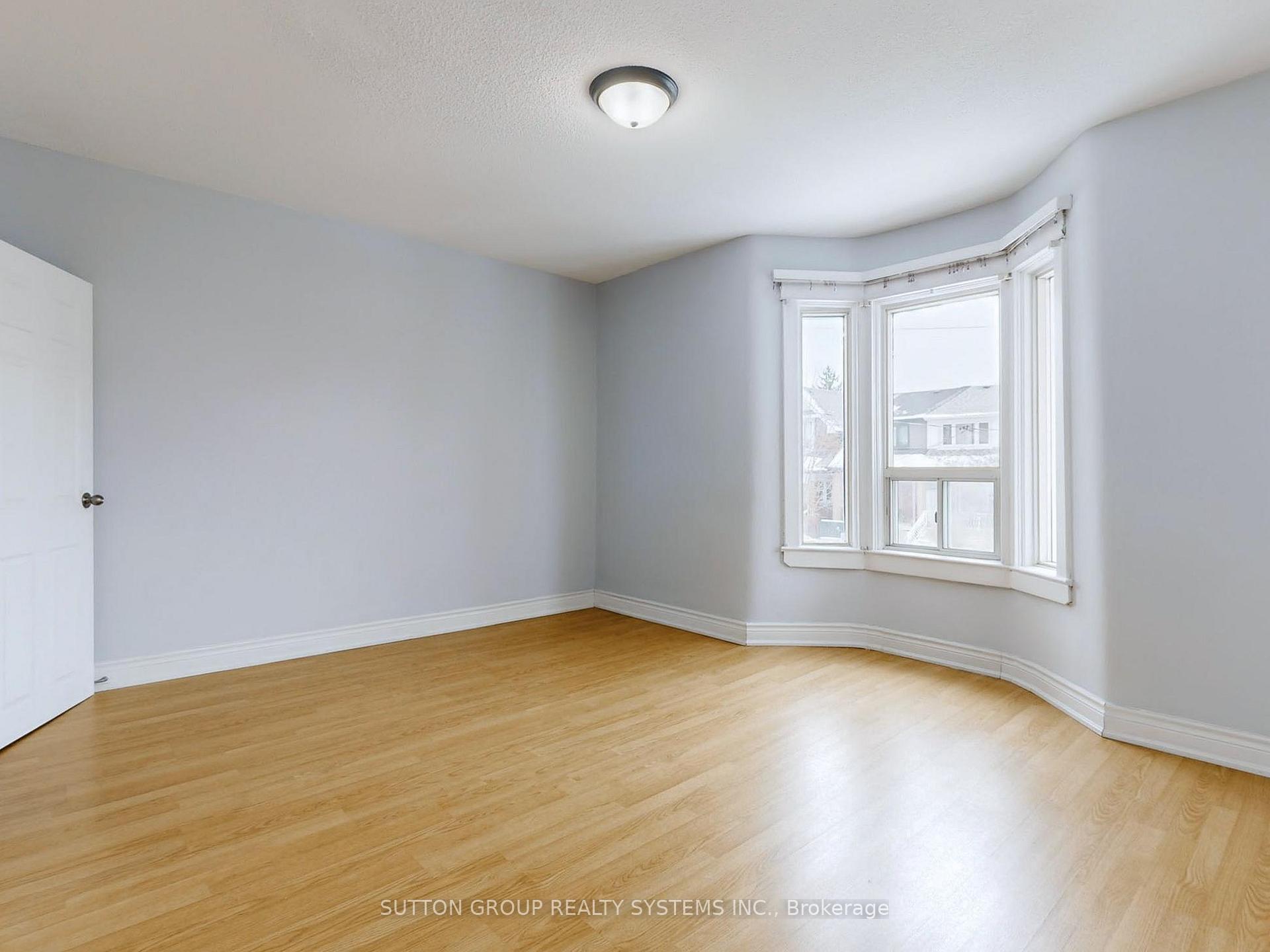 Photo 7 of 35 Day Avenue, Toronto, Corso Italia-Davenport — HOMEH