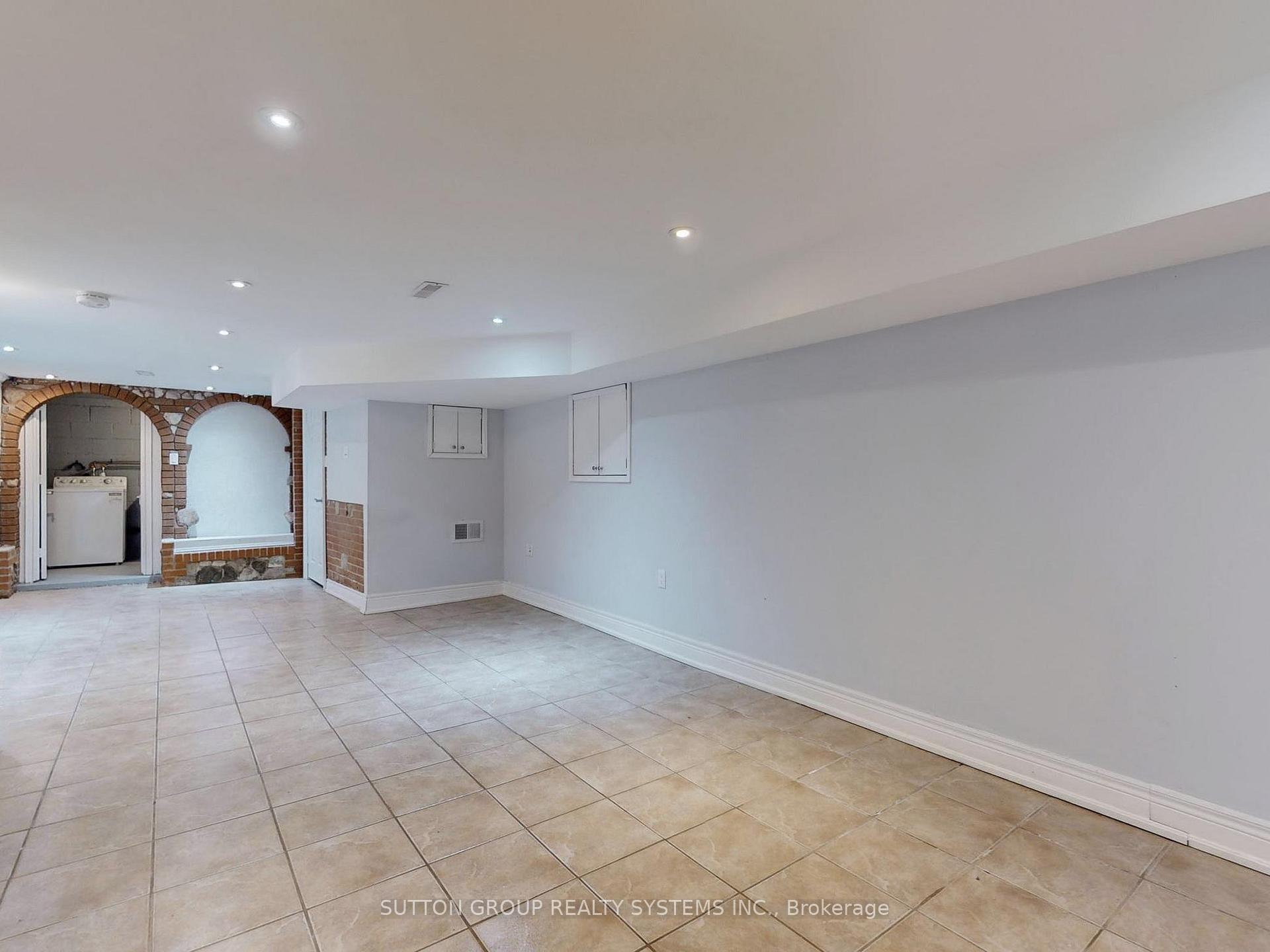 Photo 14 of 35 Day Avenue, Toronto, Corso Italia-Davenport — HOMEH