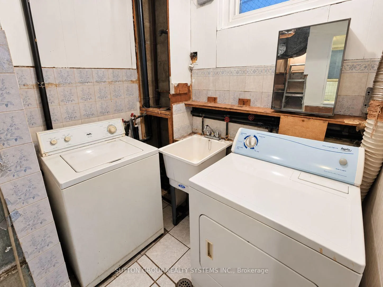 Photo 19 of 142 Ennerdale Road, Toronto, Caledonia-Fairbank — HOMEH