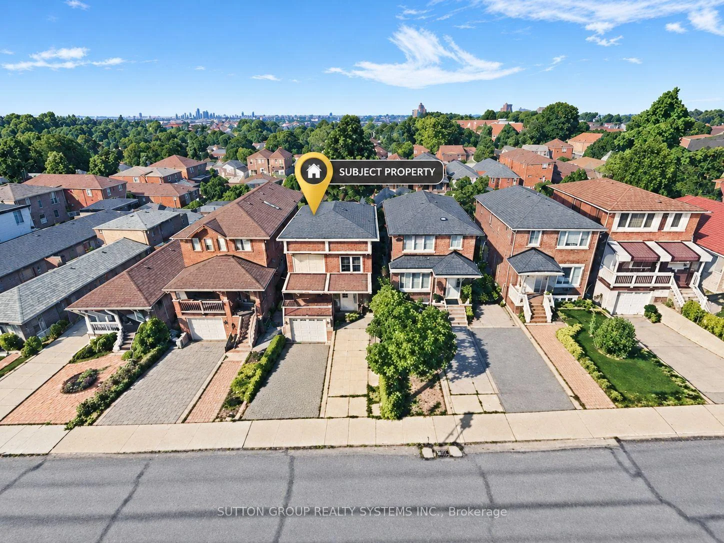 Photo 23 of 142 Ennerdale Road, Toronto, Caledonia-Fairbank — HOMEH