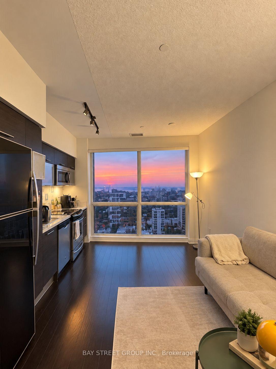 Photo 1 of Unit 3506, 386 Yonge Street, Toronto, Bay Street Corridor — HOMEH