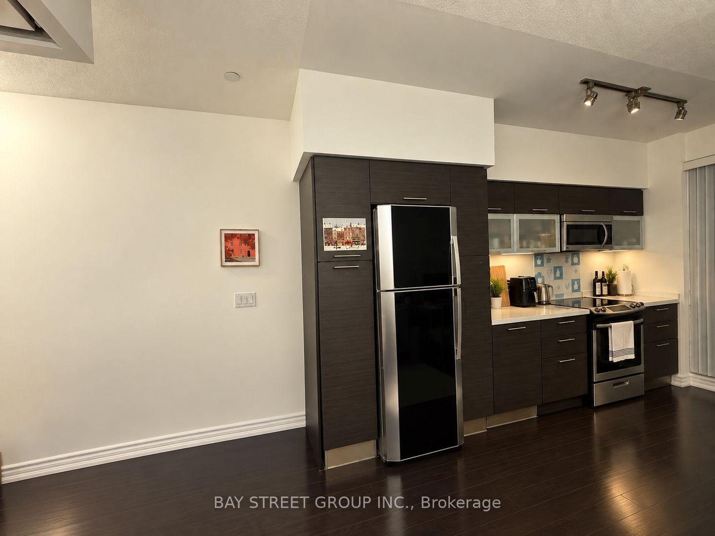 Photo 4 of Unit 3506, 386 Yonge Street, Toronto, Bay Street Corridor — HOMEH