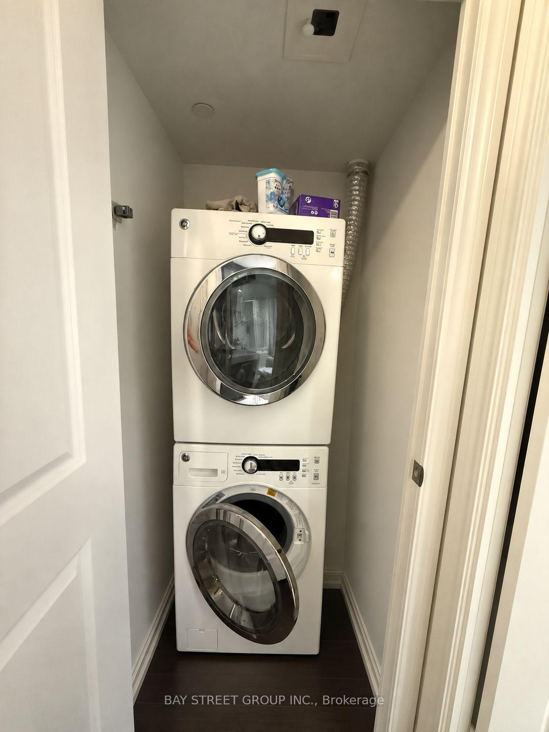 Photo 11 of Unit 3506, 386 Yonge Street, Toronto, Bay Street Corridor — HOMEH
