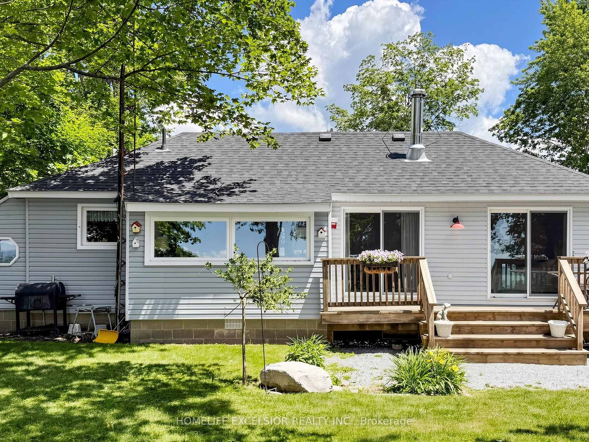 Photo 3 of 2156 Lakeshore Drive, Ramara, Rural Ramara — HOMEH