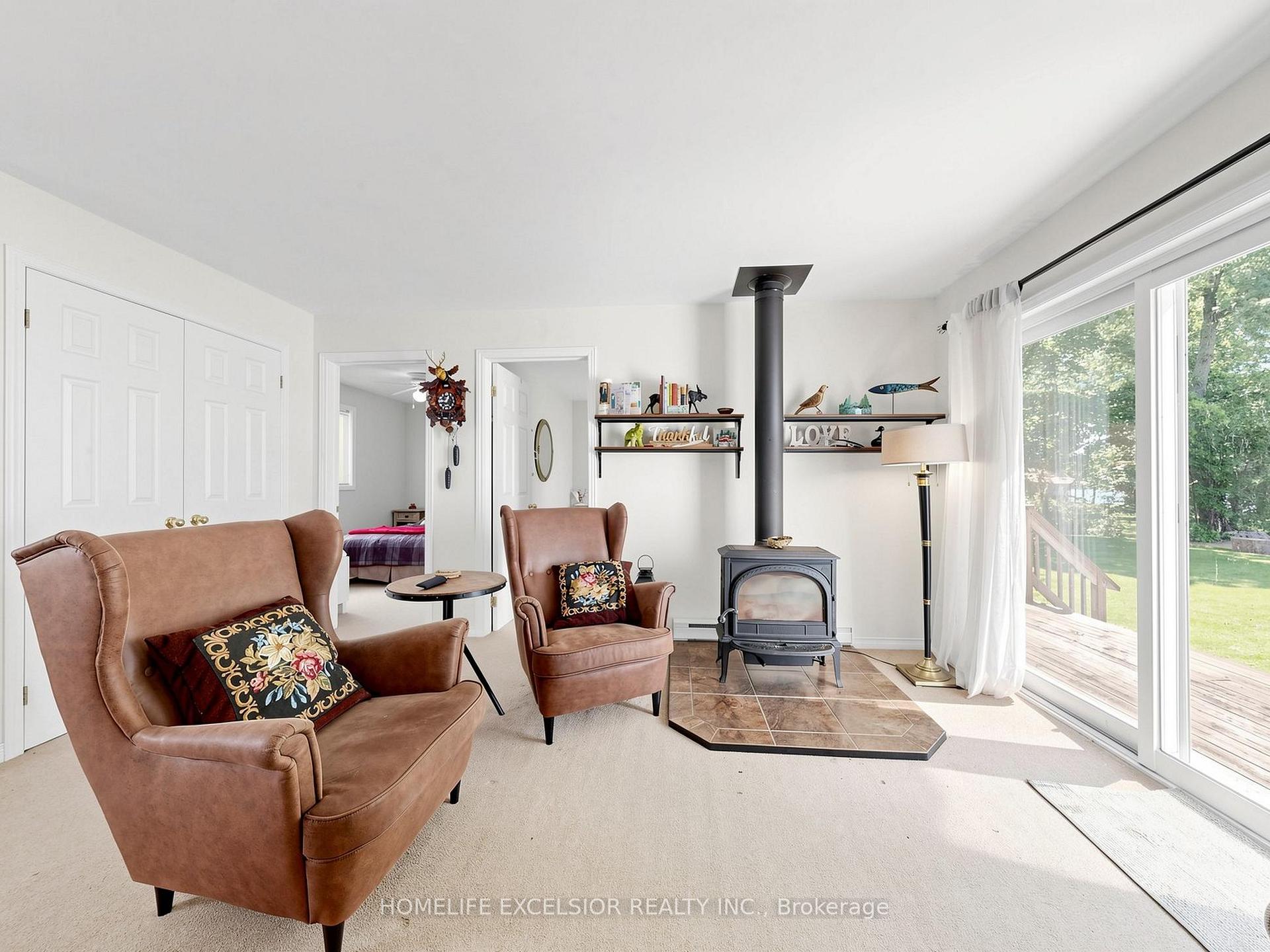 Photo 18 of 2156 Lakeshore Drive, Ramara, Rural Ramara — HOMEH