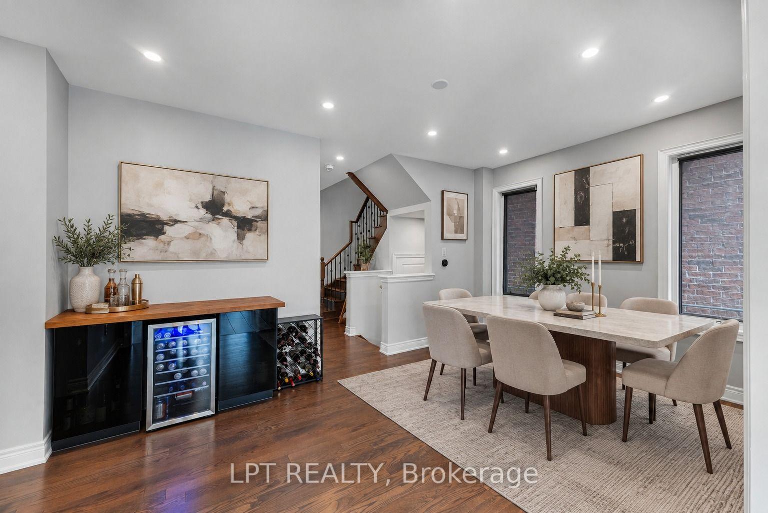 Photo 4 of 33 Mondial Crescent, East Gwillimbury, Queensville — HOMEH