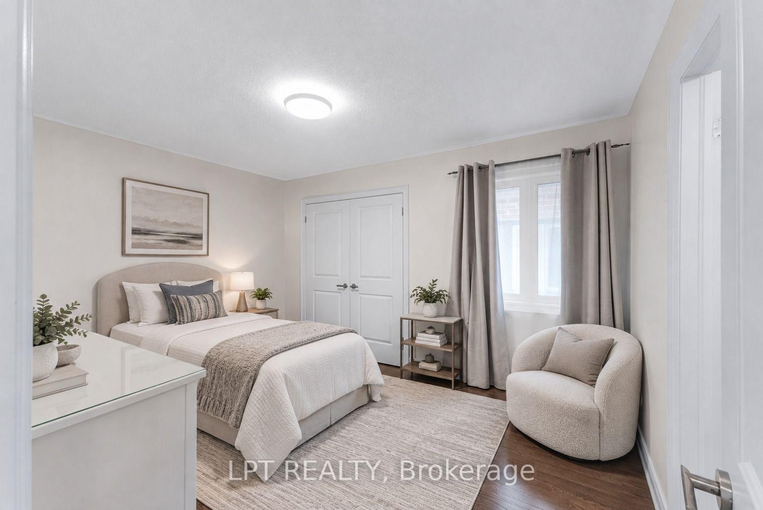 Photo 21 of 33 Mondial Crescent, East Gwillimbury, Queensville — HOMEH
