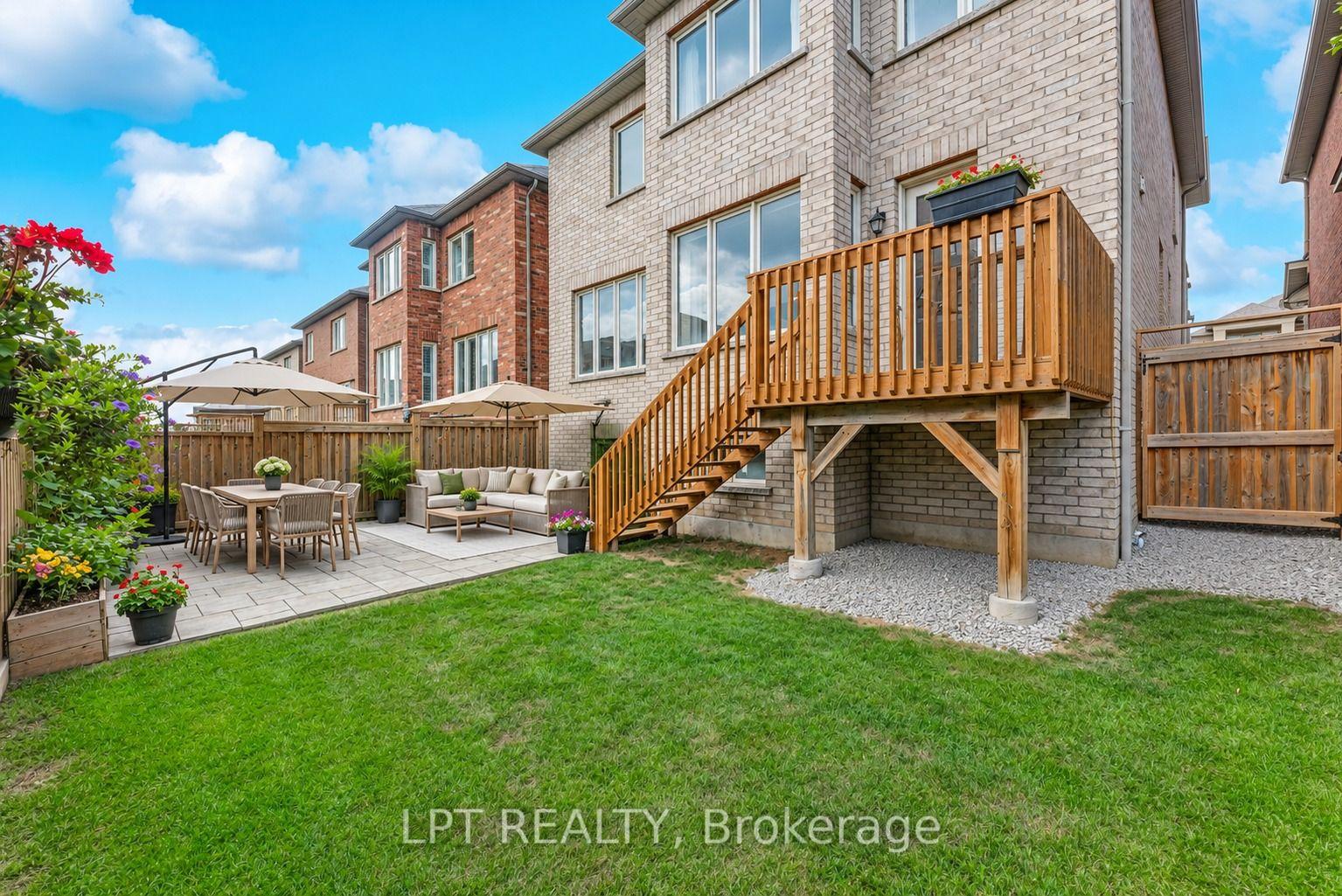 Photo 28 of 33 Mondial Crescent, East Gwillimbury, Queensville — HOMEH