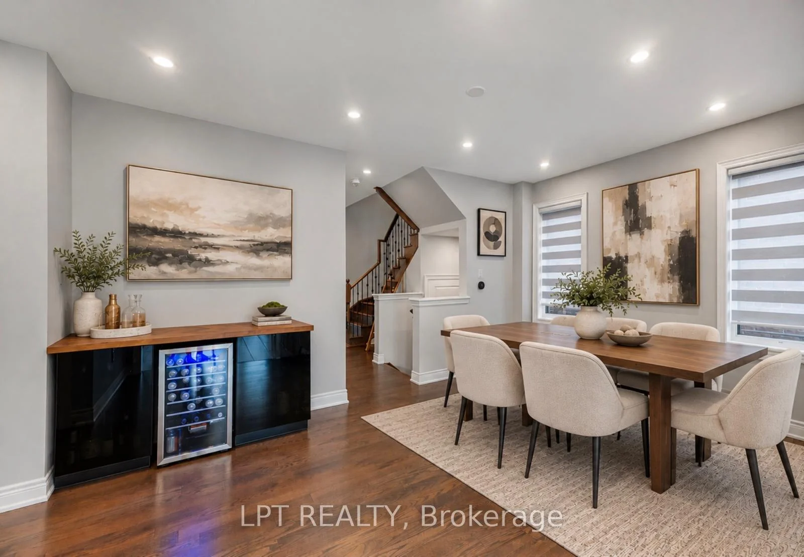 Photo 6 of 33 Mondial Crescent, East Gwillimbury, Queensville — HOMEH