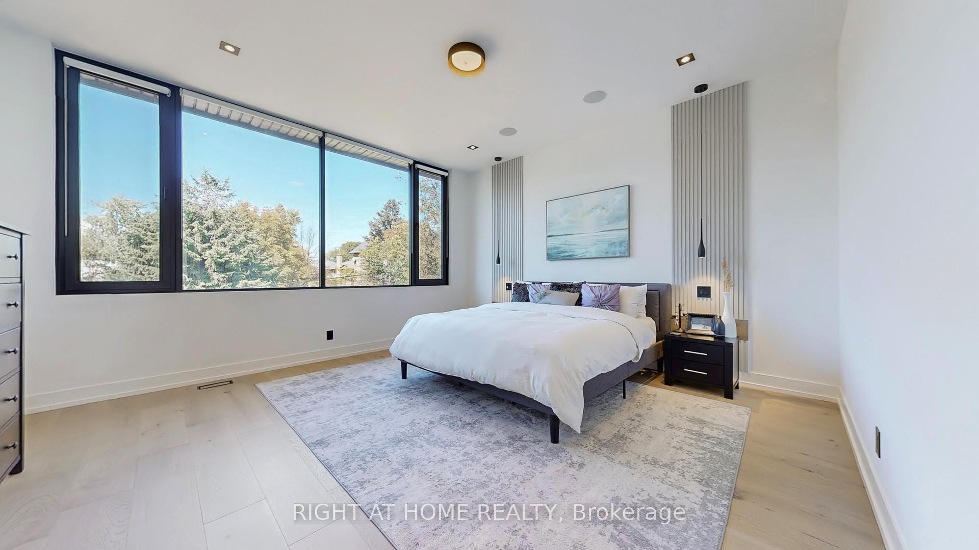 Photo 5 of 845 Seventh Street, Mississauga, Lakeview — HOMEH