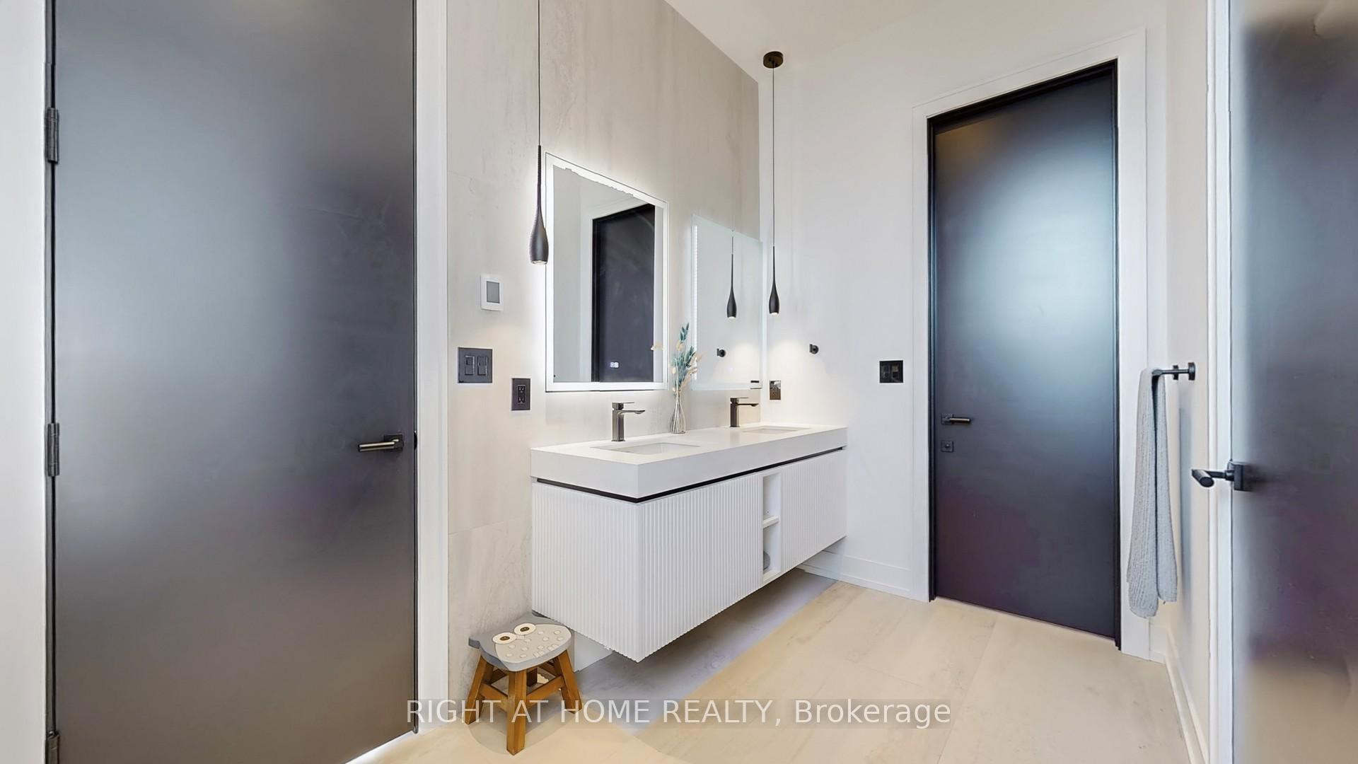 Photo 9 of 845 Seventh Street, Mississauga, Lakeview — HOMEH