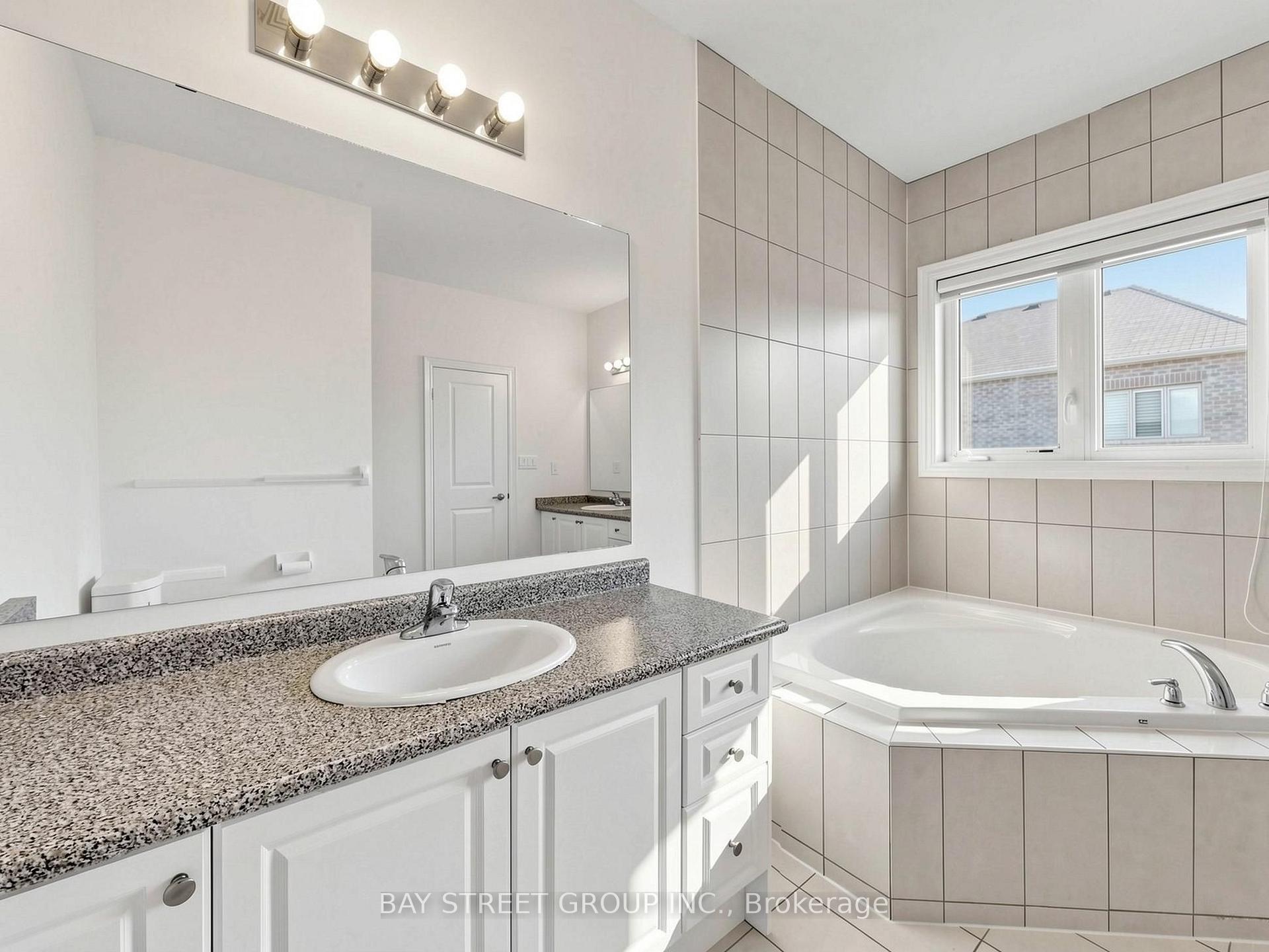 Photo 23 of 3175 William Rose Way, Oakville, Joshua Meadows — HOMEH