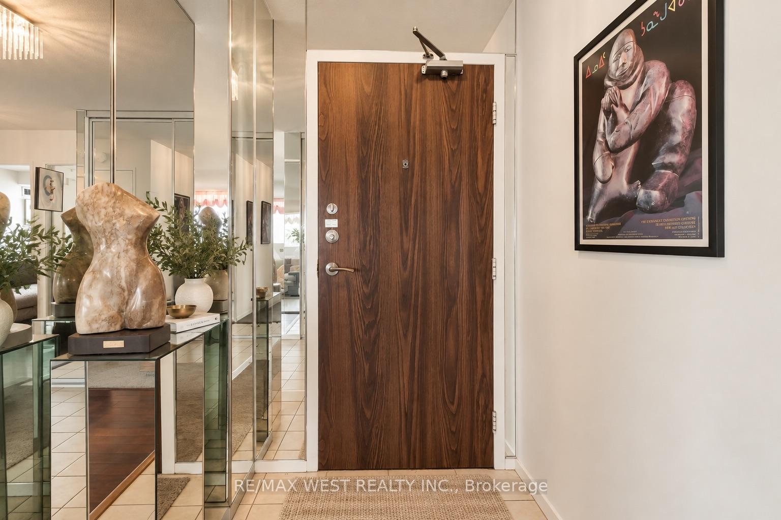 Photo 2 of Unit 2702, 80 Antibes Drive, North York, Westminster-Branson — HOMEH