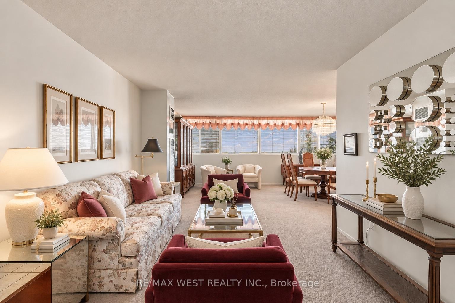 Photo 4 of Unit 2702, 80 Antibes Drive, North York, Westminster-Branson — HOMEH