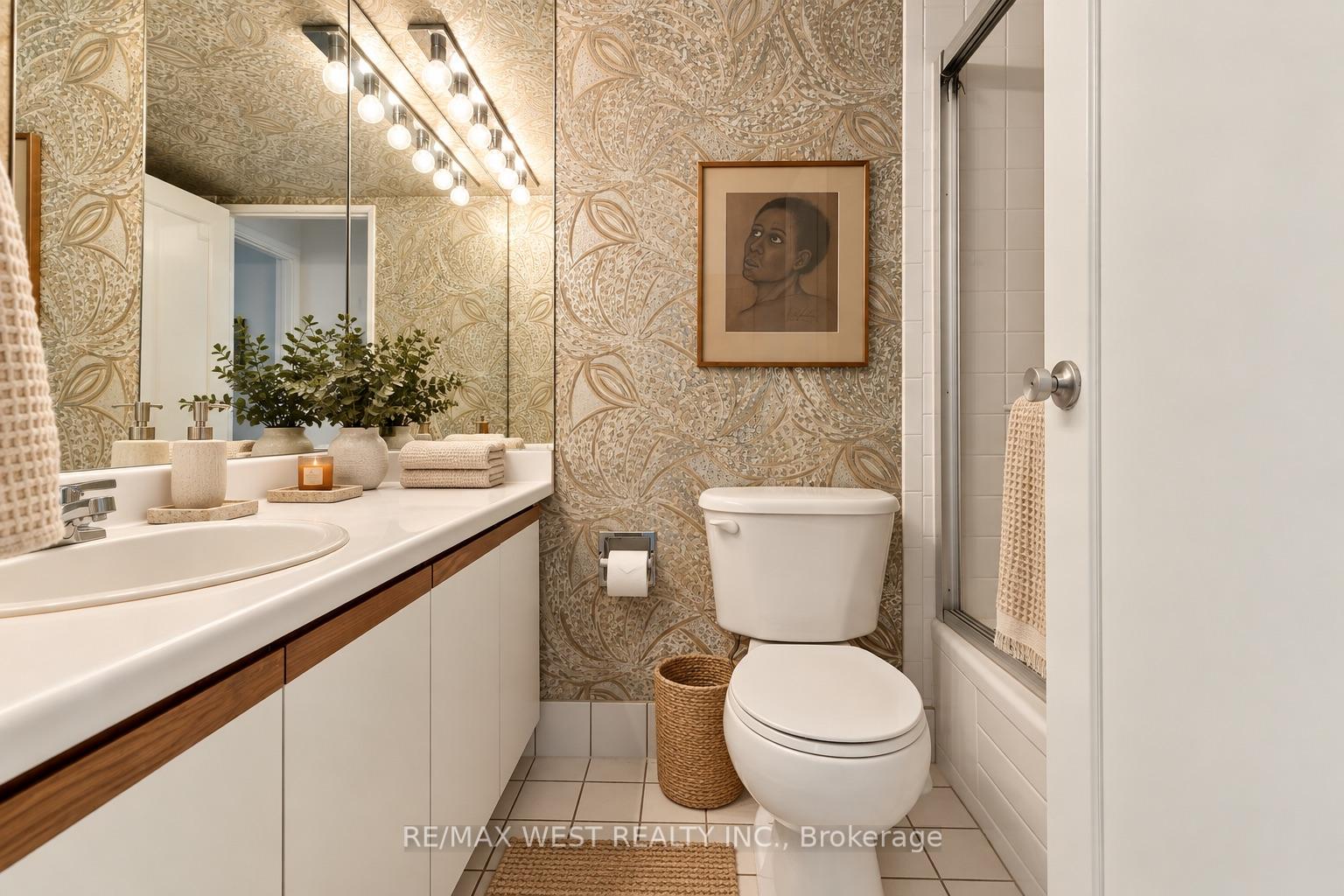 Photo 14 of Unit 2702, 80 Antibes Drive, North York, Westminster-Branson — HOMEH