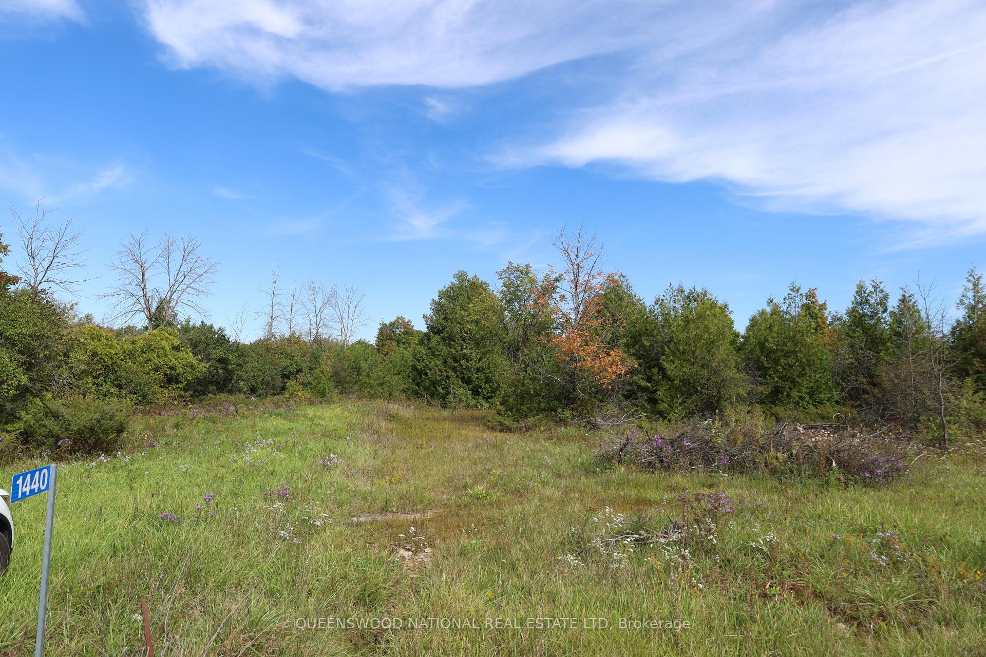 Photo of 1440 Rideau River Road