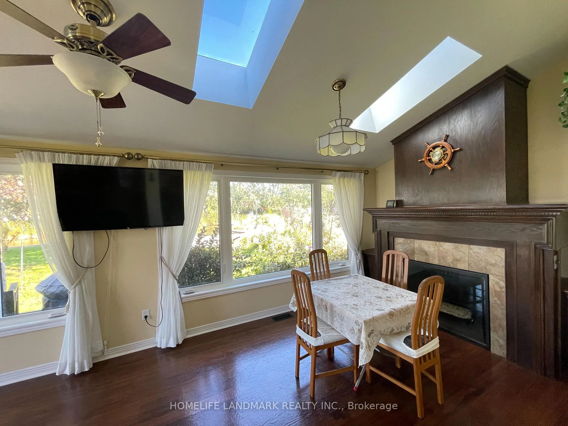 Photo 8 of 44 Shirlea Boulevard, Georgina, Keswick North — HOMEH