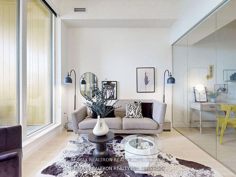 Photo 9 of Unit Th515, 95 McMahon Drive, North York, Bayview Village — HOMEH