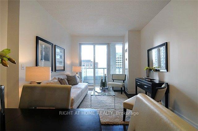 Photo 9 of Unit 1810, 35 Balmuto Street, Toronto, Bay Street Corridor — HOMEH