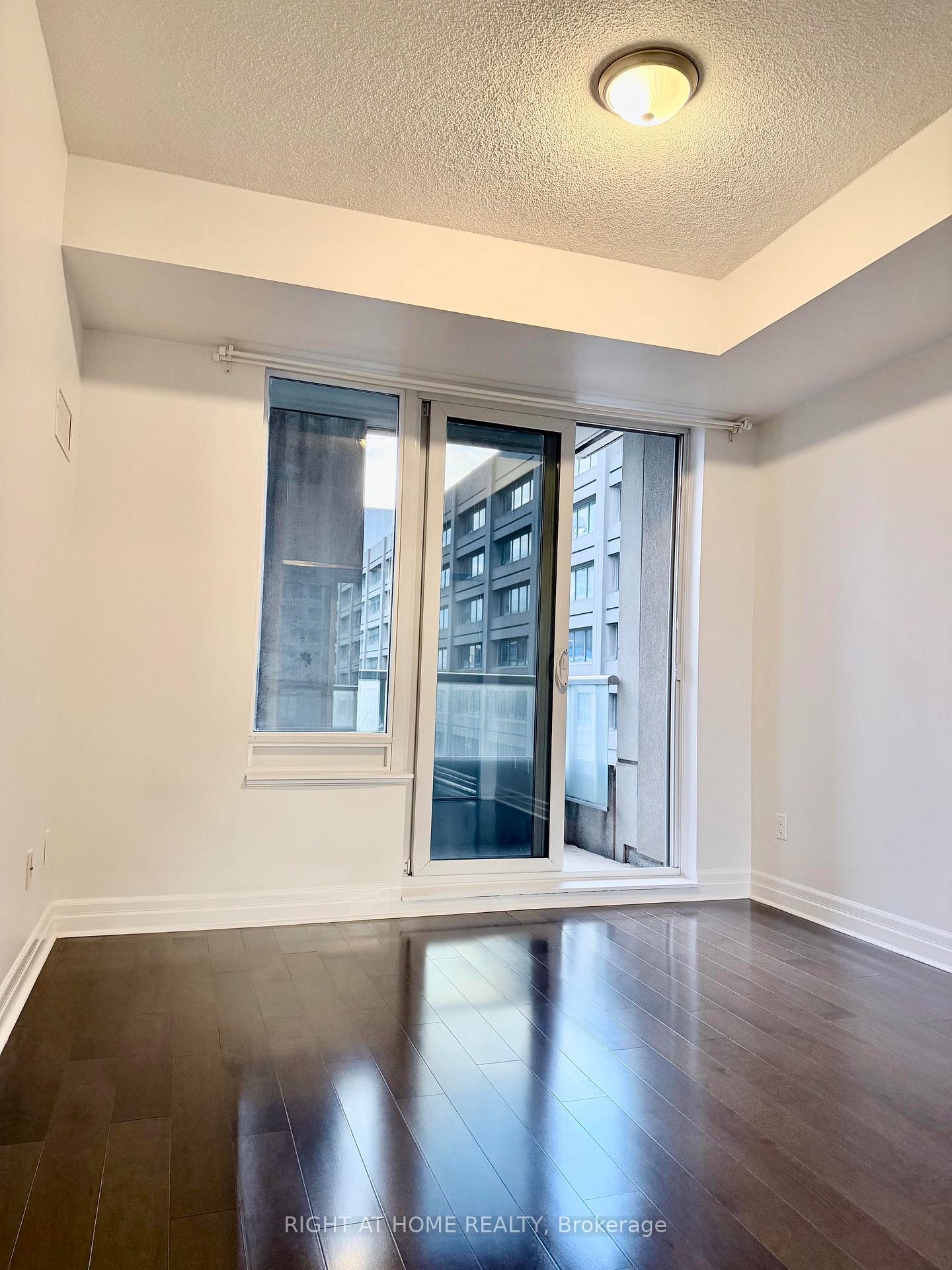 Photo 15 of Unit 1810, 35 Balmuto Street, Toronto, Bay Street Corridor — HOMEH