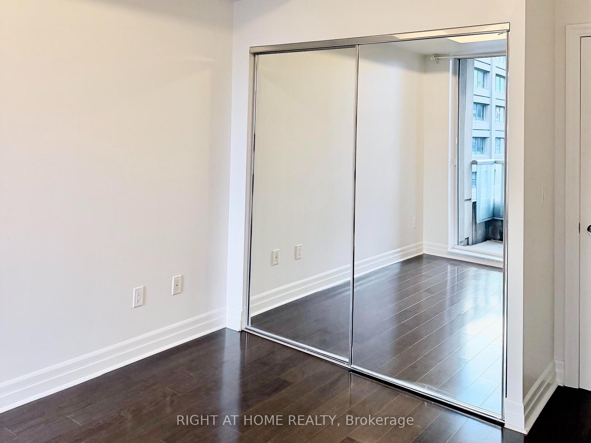 Photo 38 of Unit 1810, 35 Balmuto Street, Toronto, Bay Street Corridor — HOMEH
