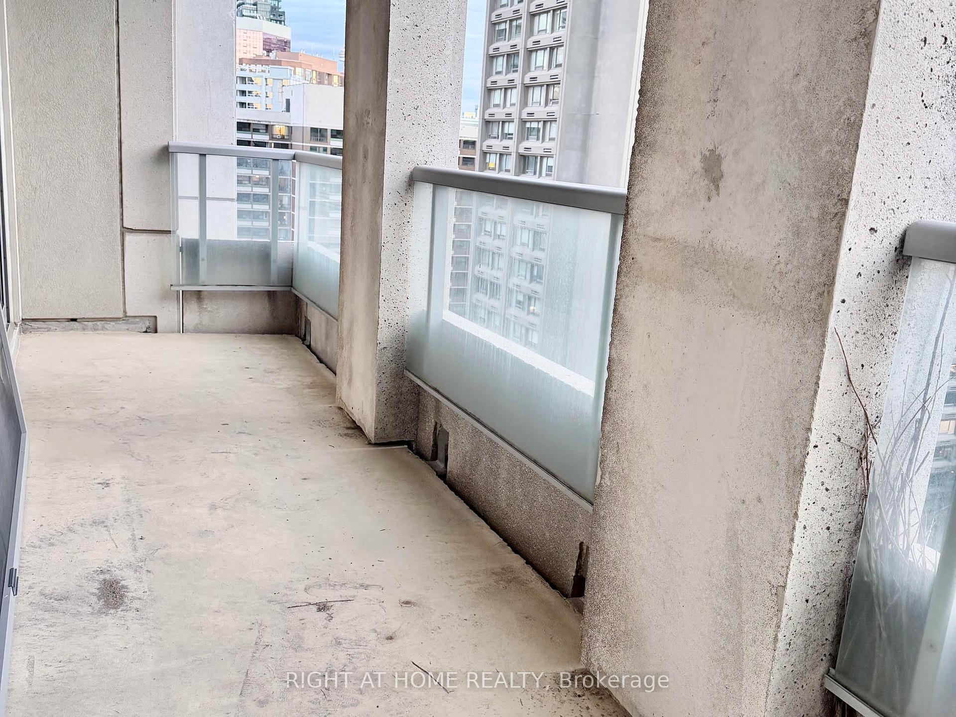 Photo 46 of Unit 1810, 35 Balmuto Street, Toronto, Bay Street Corridor — HOMEH