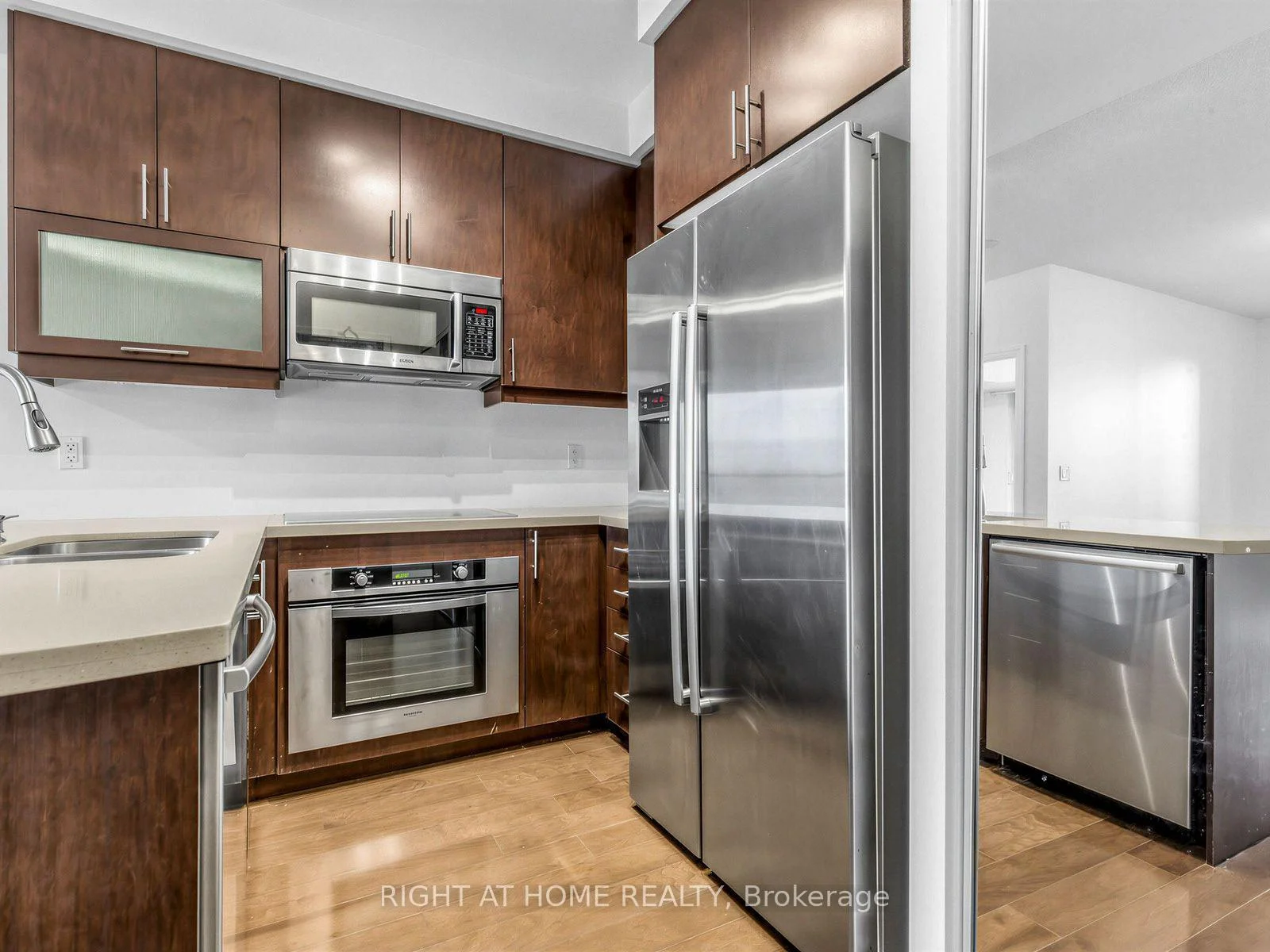 Photo 25 of Unit 1810, 35 Balmuto Street, Toronto, Bay Street Corridor — HOMEH