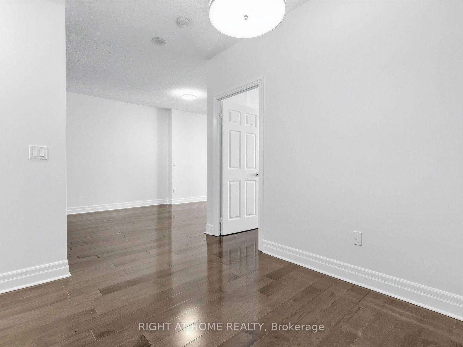 Photo 41 of Unit 1810, 35 Balmuto Street, Toronto, Bay Street Corridor — HOMEH