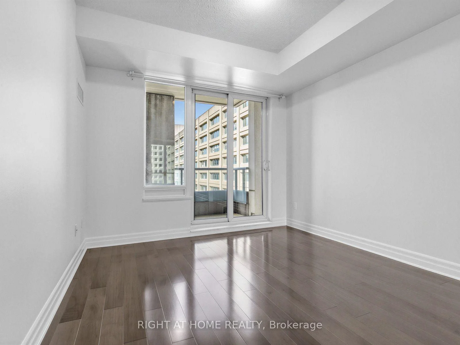 Photo 42 of Unit 1810, 35 Balmuto Street, Toronto, Bay Street Corridor — HOMEH