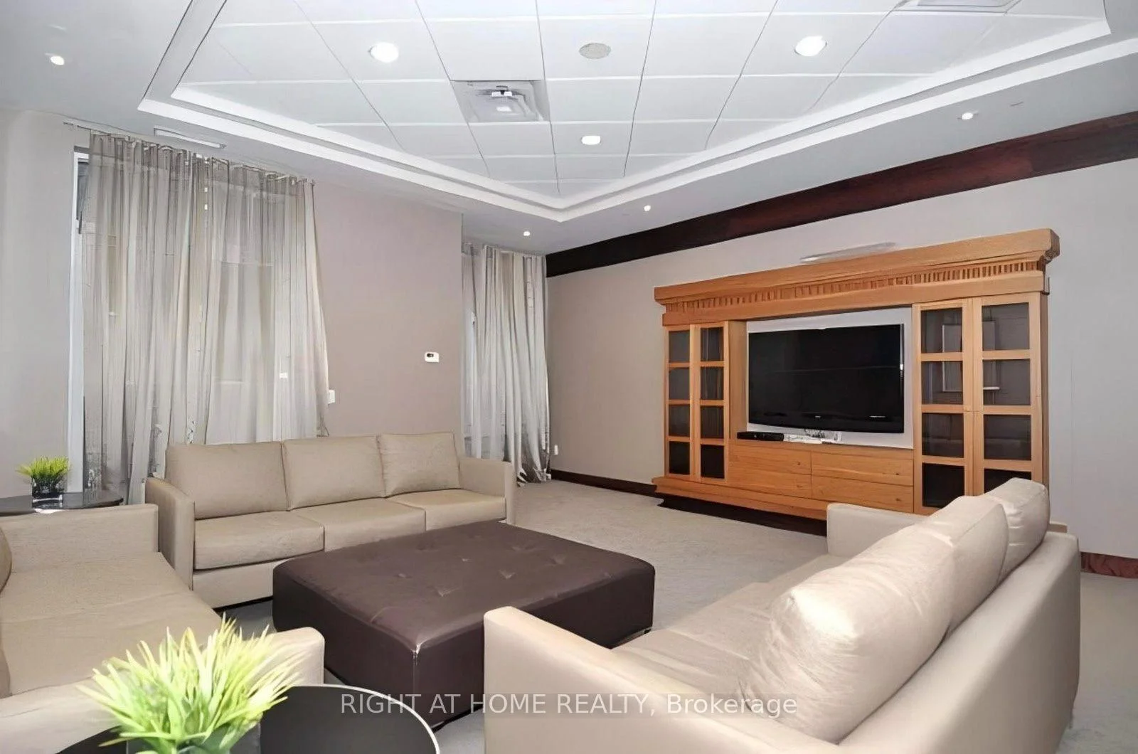 Photo 64 of Unit 1810, 35 Balmuto Street, Toronto, Bay Street Corridor — HOMEH
