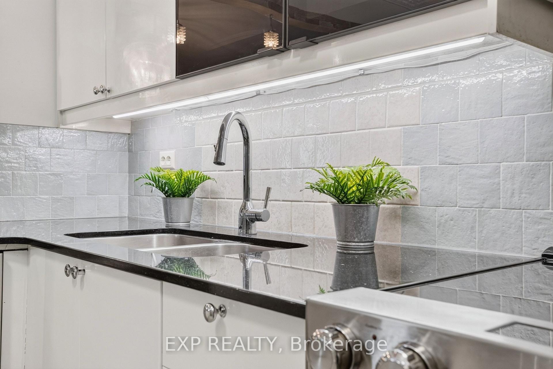Photo 40 of Unit 808, 2323 Confederation Parkway, Mississauga, Cooksville — HOMEH
