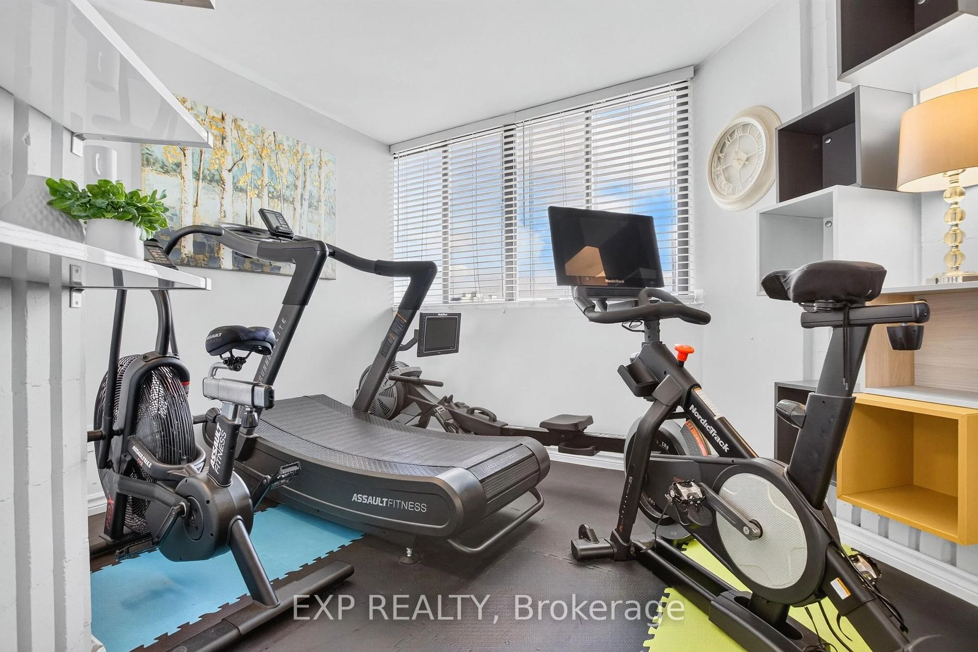 Photo 26 of Unit 808, 2323 Confederation Parkway, Mississauga, Cooksville — HOMEH