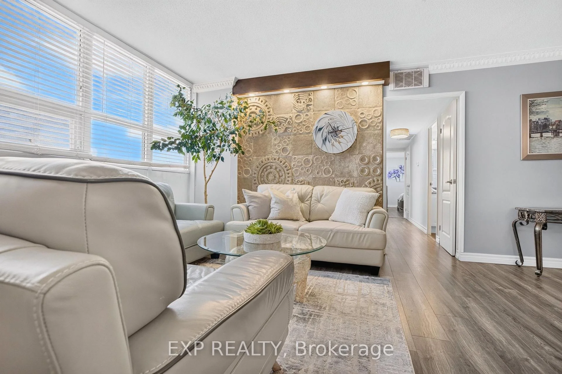 Photo 64 of Unit 808, 2323 Confederation Parkway, Mississauga, Cooksville — HOMEH