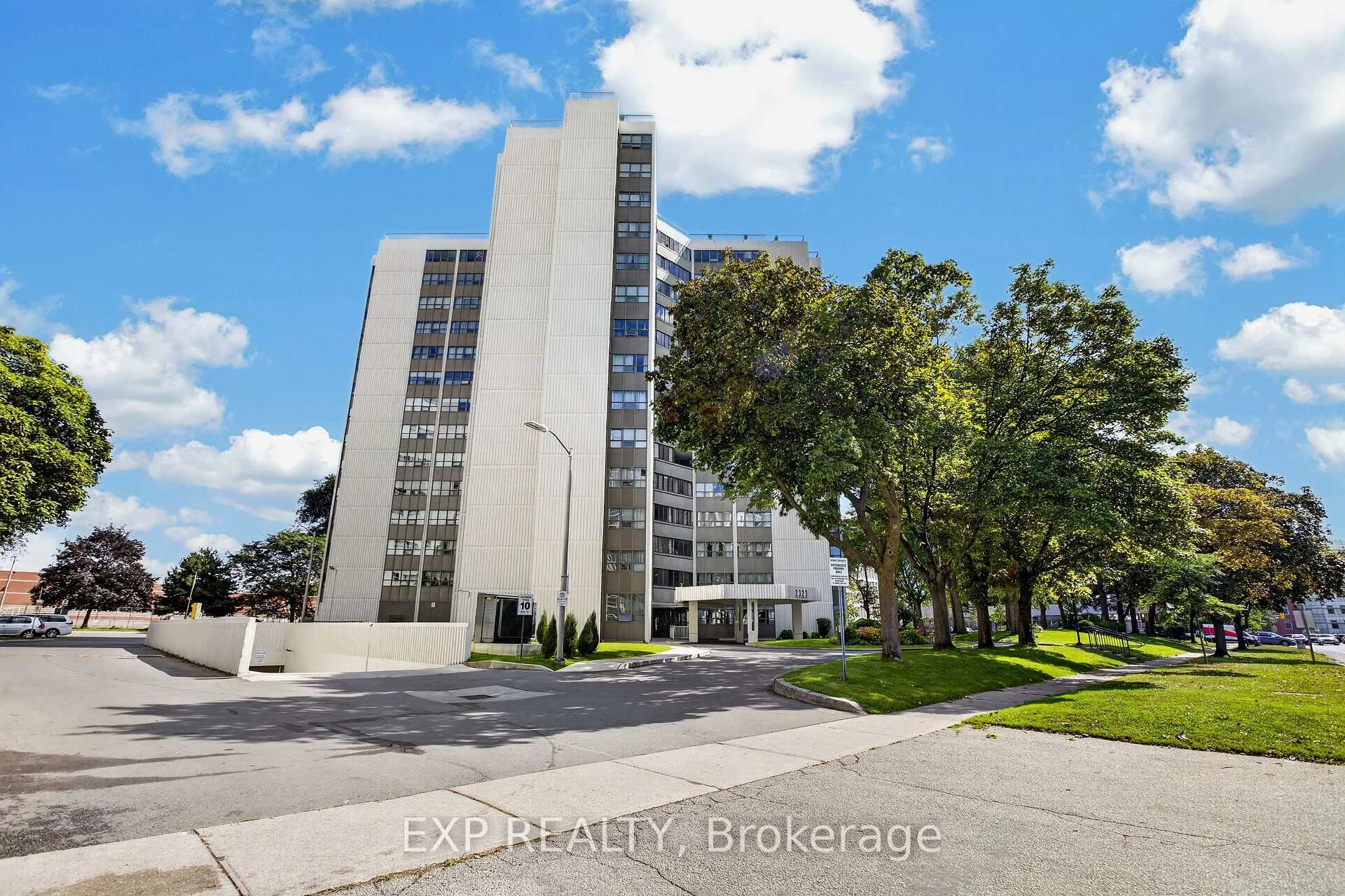 Photo 65 of Unit 808, 2323 Confederation Parkway, Mississauga, Cooksville — HOMEH