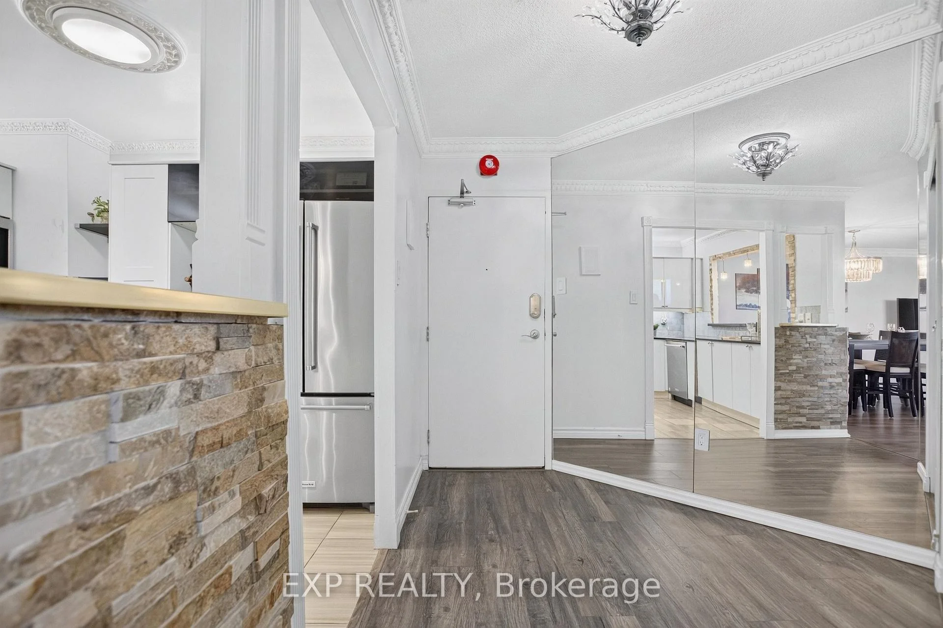 Photo 96 of Unit 808, 2323 Confederation Parkway, Mississauga, Cooksville — HOMEH