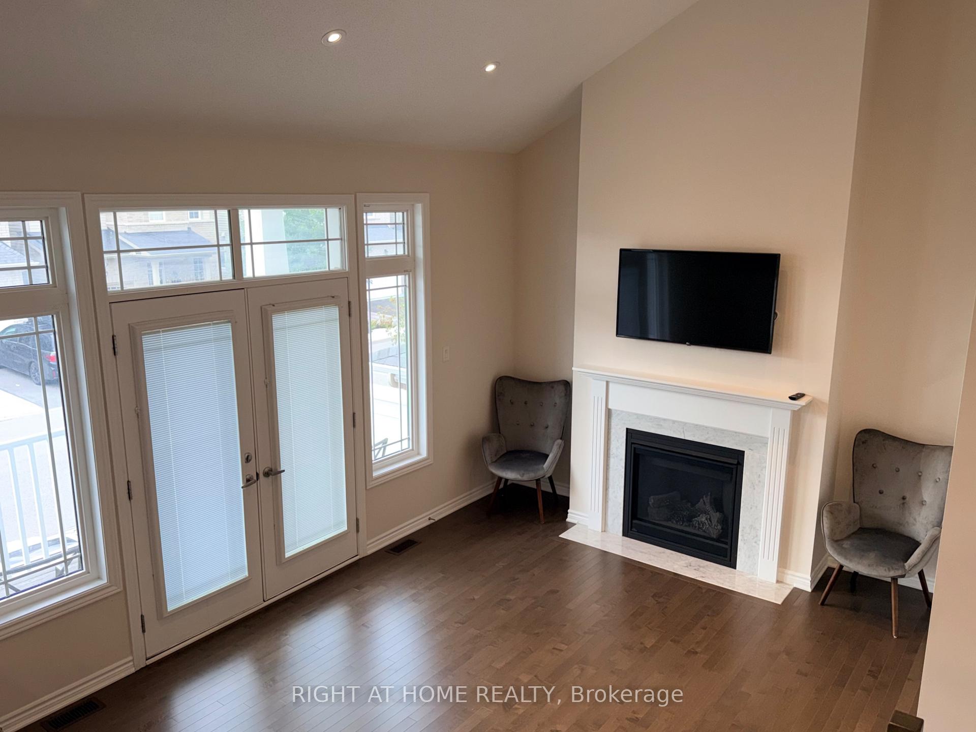 Photo 9 of 617 Silver Spruce Way, Ottawa, Kanata - Emerald Meadows/Trailwest — HOMEH