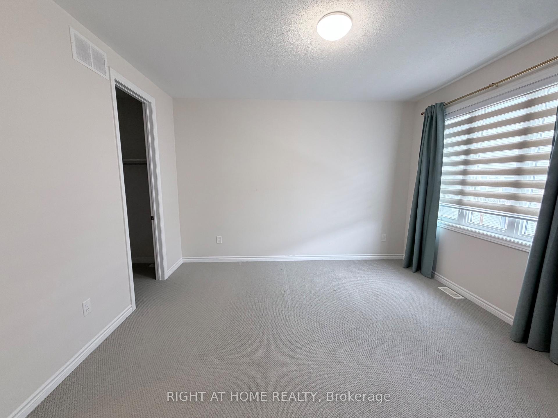 Photo 11 of 617 Silver Spruce Way, Ottawa, Kanata - Emerald Meadows/Trailwest — HOMEH