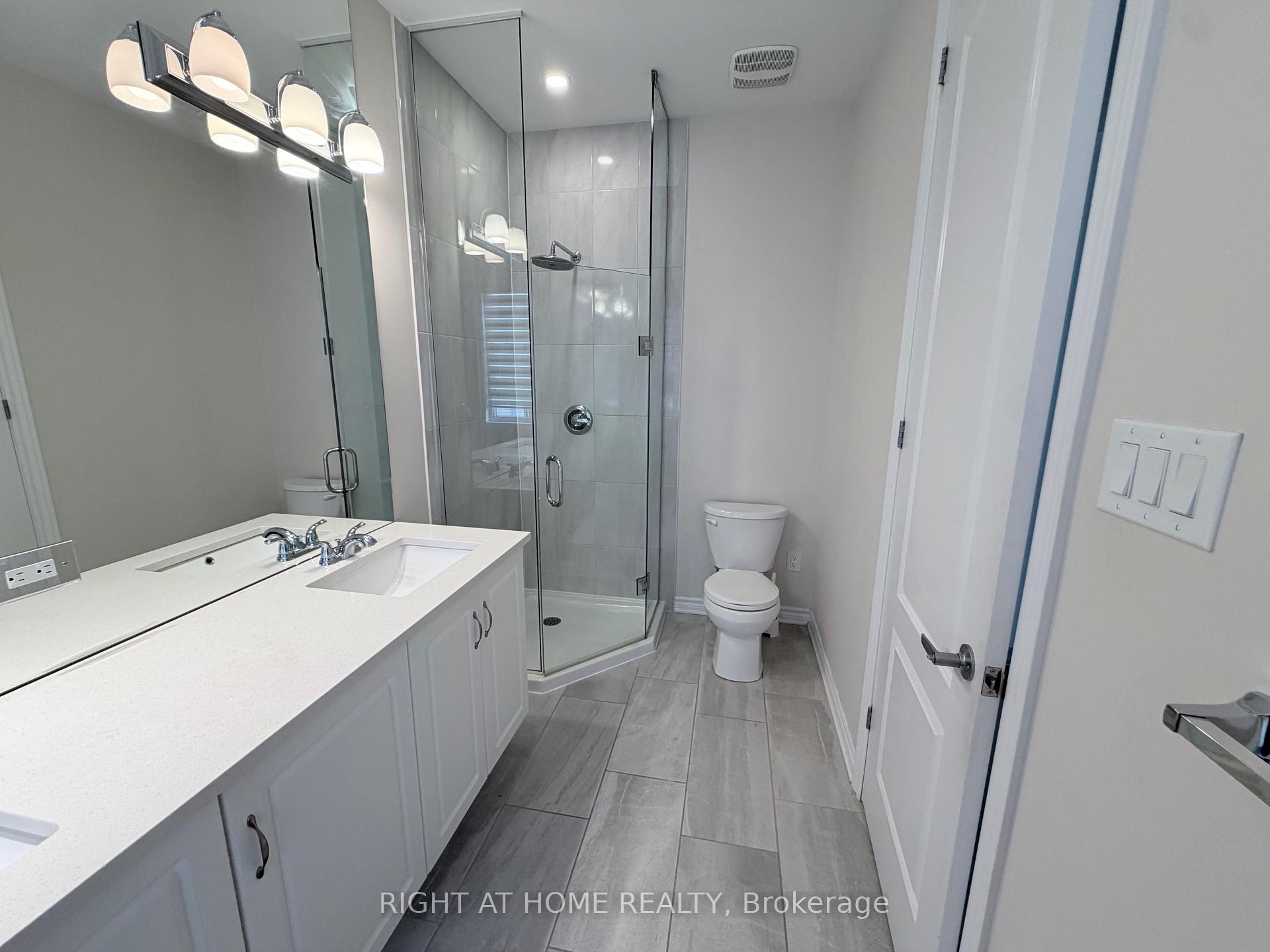 Photo 15 of 617 Silver Spruce Way, Ottawa, Kanata - Emerald Meadows/Trailwest — HOMEH
