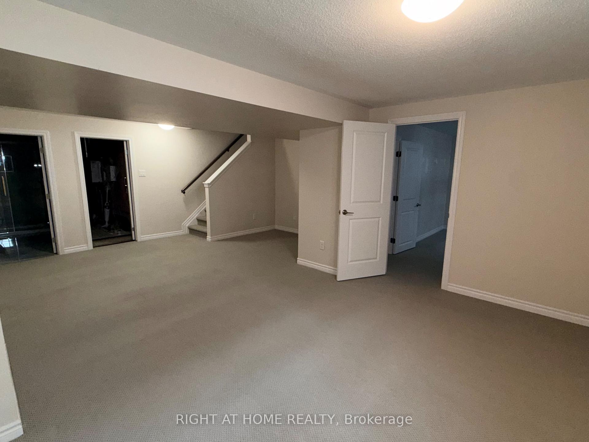 Photo 23 of 617 Silver Spruce Way, Ottawa, Kanata - Emerald Meadows/Trailwest — HOMEH