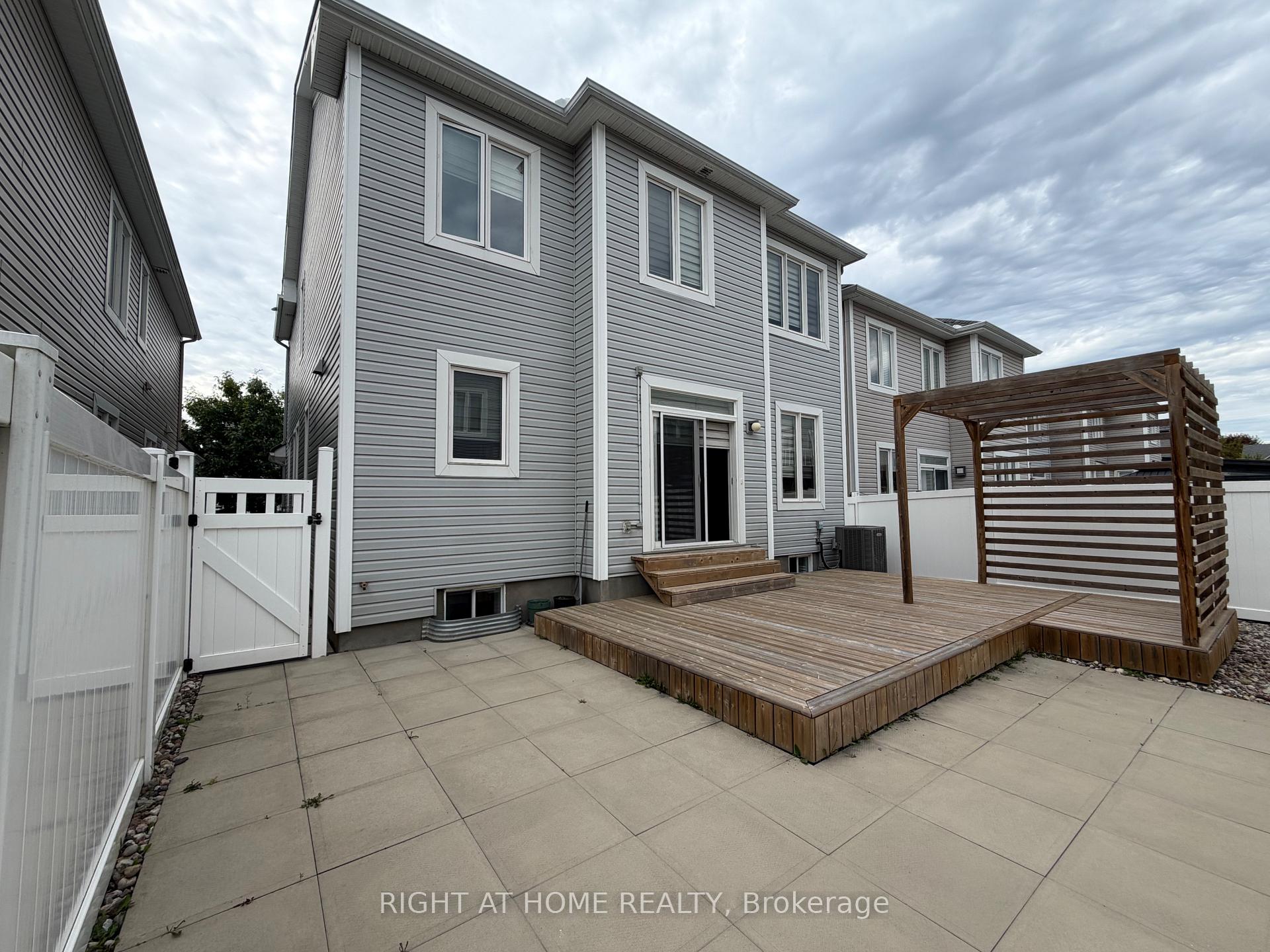 Photo 31 of 617 Silver Spruce Way, Ottawa, Kanata - Emerald Meadows/Trailwest — HOMEH