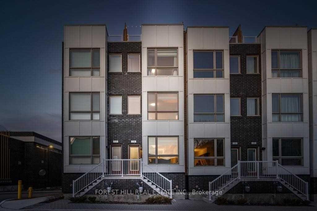 Photo of Unit 18, 1870 Altona Road