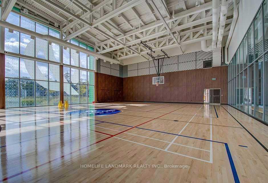 Photo 5 of Unit Sph09, 117 Mcmahon Drive, North York, Bayview Village — HOMEH