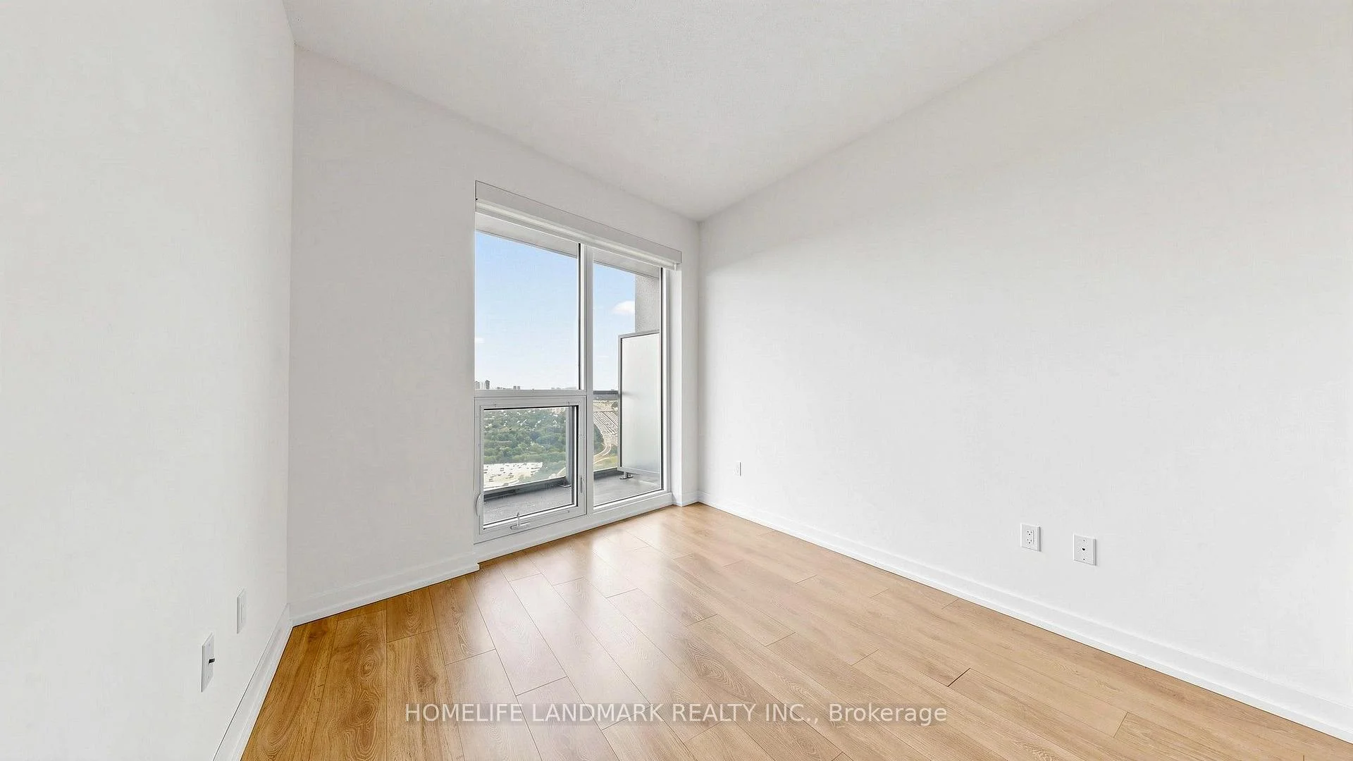 Photo 27 of Unit Sph09, 117 Mcmahon Drive, North York, Bayview Village — HOMEH