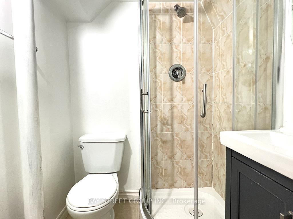Photo 8 of Bsmt 50 Coppard Ave, Markham, Middlefield — HOMEH