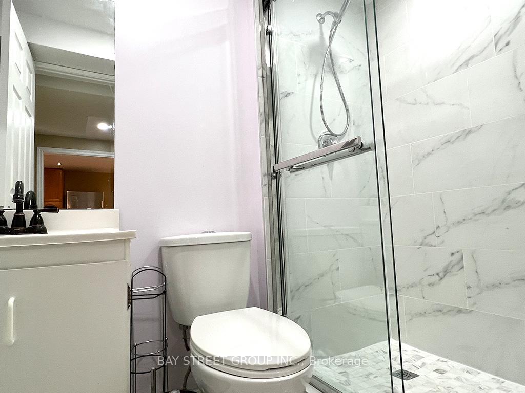 Photo 10 of Bsmt 50 Coppard Ave, Markham, Middlefield — HOMEH