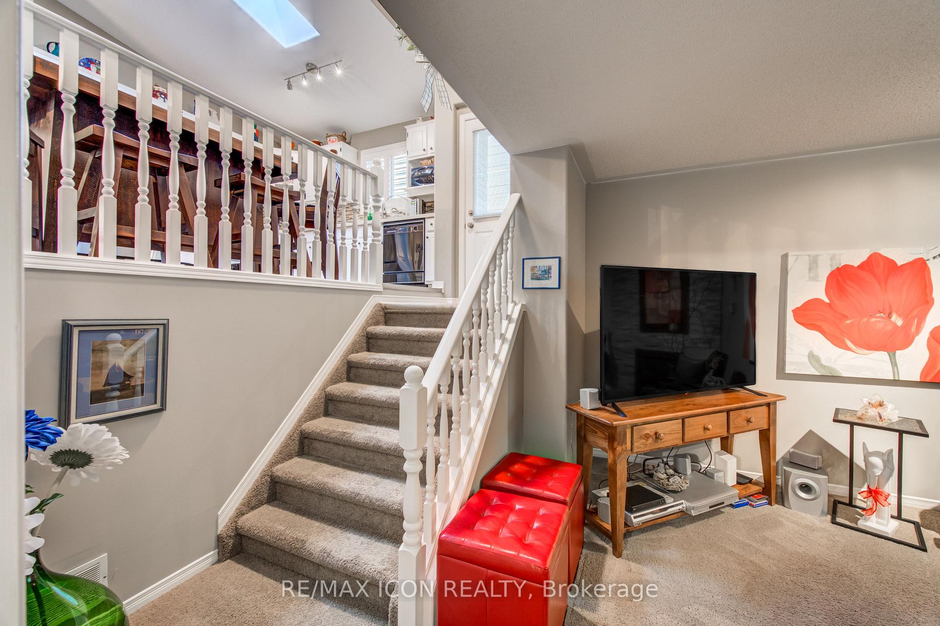 Photo 25 of 113 Bournemouth Drive, London, East I — HOMEH
