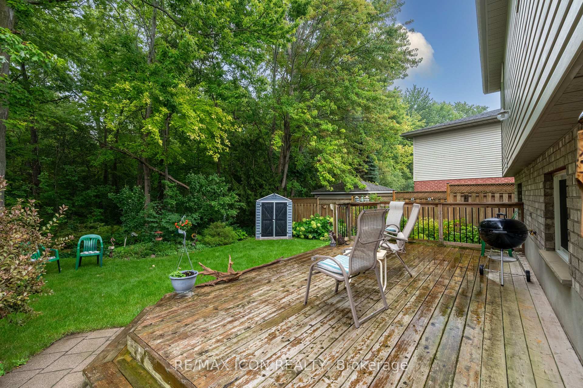 Photo 36 of 113 Bournemouth Drive, London, East I — HOMEH