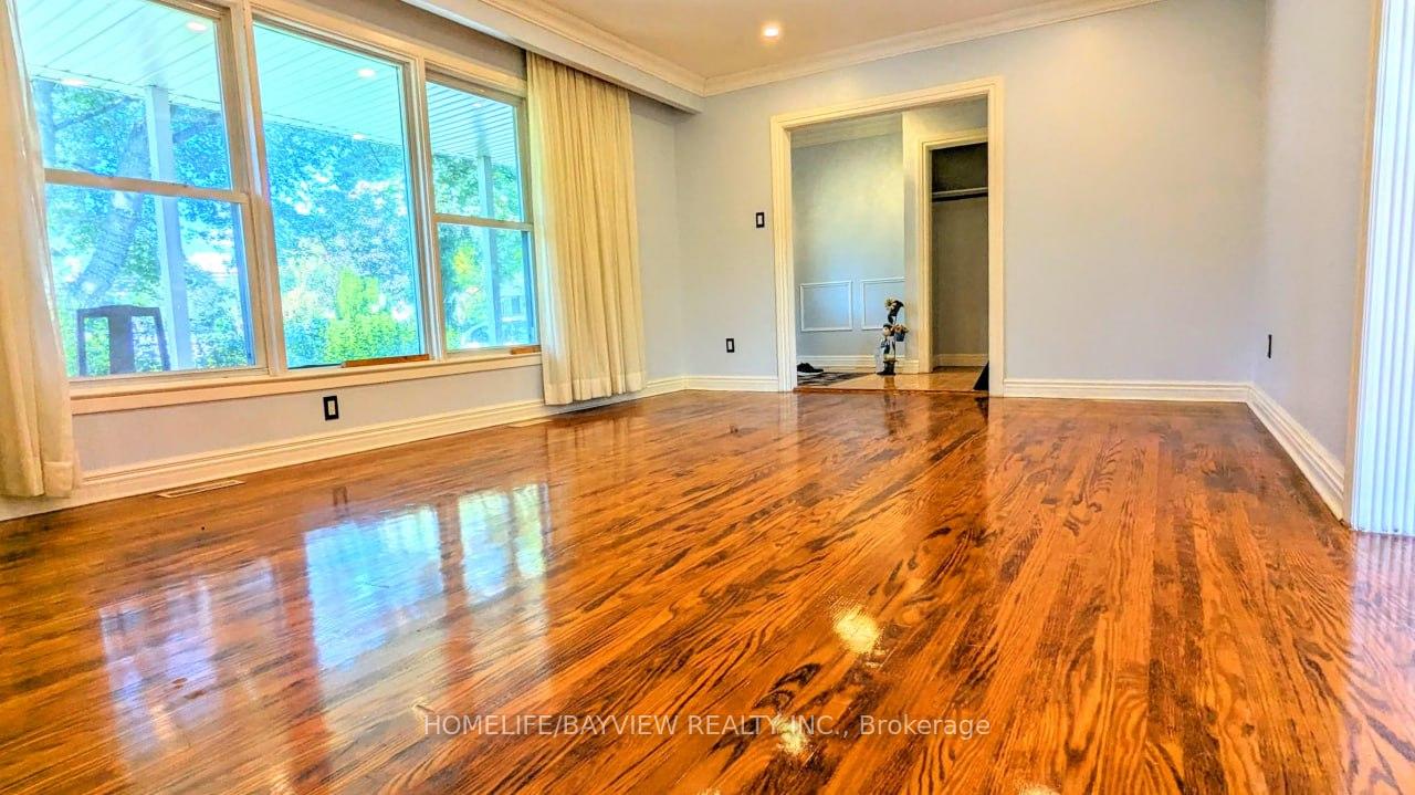 Photo 6 of 52 Wild Cherry Lane, Markham, Royal Orchard — HOMEH